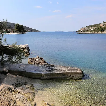 Apartament Seaside Secluded Drvenik Veliki, Drvenik - 23892 *